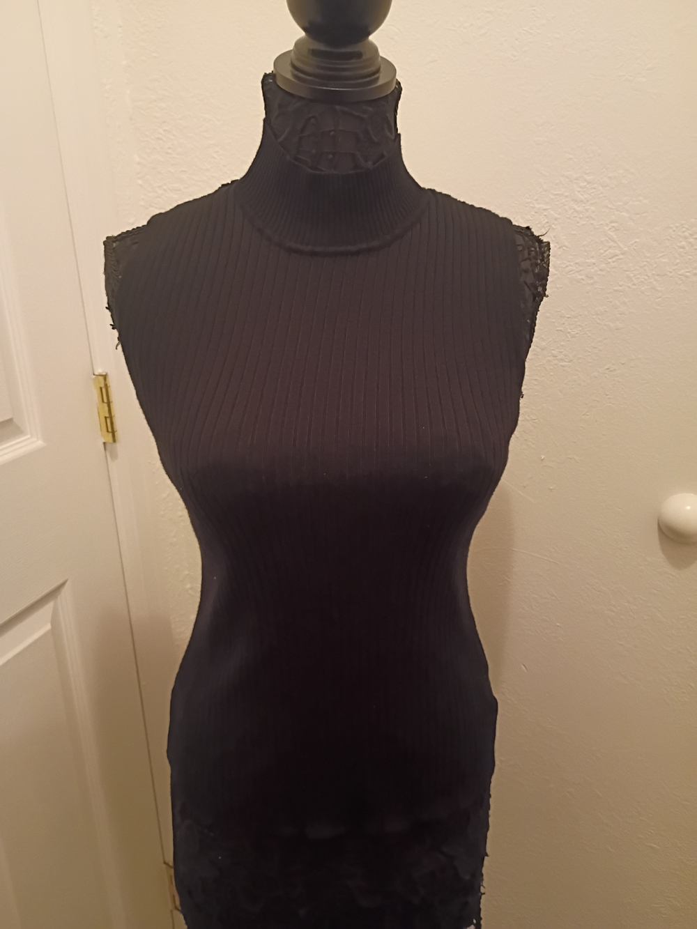 Ribbed Black Tank Top with Stretch Knit